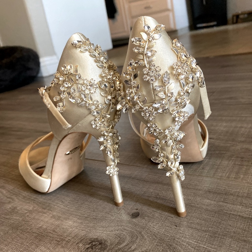 Badgley Mischka Diamond Heels